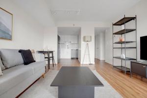 Clarendon 1BR w WD Gym across street from WF WDC-393