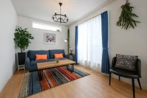 海まで徒歩1分 浜比嘉島まで車で10分 12名宿泊可能な宿泊施設 エムズハウス - Ōta