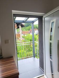 Schöne 2 zwei Zimmer Wohnung