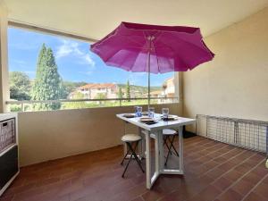 Appartements Appartement T2 avec piscine, 4 couchages - La Croix-Valmer - FR-1-226B-161 : photos des chambres