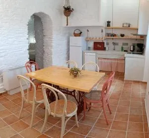 Est 1852 - Katoi Art - Pitrofós