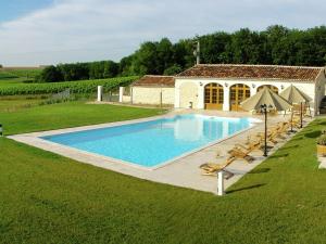 Maisons de vacances Luxury apartment with terrace sauna tennis pool : photos des chambres