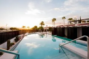 Fahana - Gay Men Only - Pasito Blanco