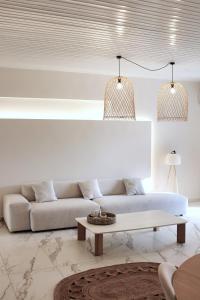 Nontas Luxury Home