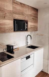 Emerald Palm Residence