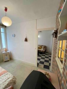 Appartements Appartement charmant et authentique Normand ! : photos des chambres