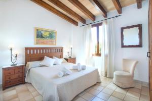 Villa Llosia by Vintage Travel