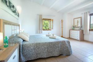 Cal Gall by Vintage Travel