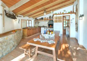 Can Reus by Vintage Travel