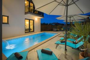 Studio apartments Villa Valla - free bikes