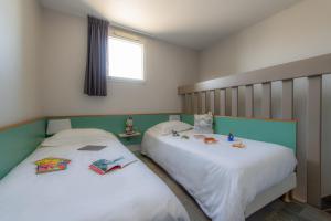Hotels B&B HOTEL La Rochelle Centre : photos des chambres