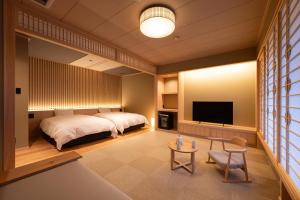 도요타 猿投温泉金泉閣 3성급 숙소 스위트룸