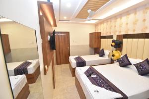 Hotel Dream Palace Residency - Near to US Embassy Bkc Mumbai