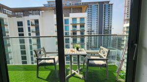 STAY BY LATINEM Luxury 1BR Holiday Home G61024 near Burj Khalifa