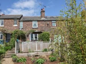 Lucky Cottage - Froghall