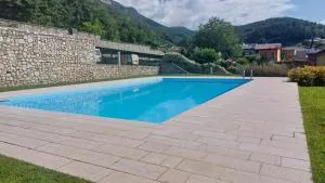 Villa Bevilacqua Nuovo bilocale modernopiscina - 卡普里诺韦罗内塞