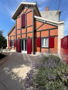 La Petite Angérienne - Courcelles