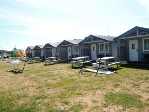 New holiday homes for 3 people in Dziwnówek