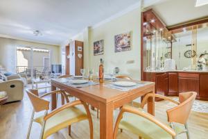 Avda de Rhode 113 - Barneda