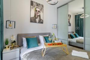 Luxury apartments in best district of Warsaw on Siedmiogrodzka
