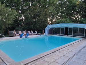 Appartements Appartement Eden - avec piscine commune campagne Eyragues : photos des chambres