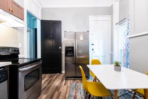 Suite near downtown Louisville, KY - Suite X