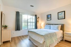 Branson Condo with Screened Patio, Pool Access