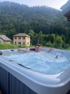 Villas Luxurious new villa in the Alpes with sauna and jacuzzi : photos des chambres
