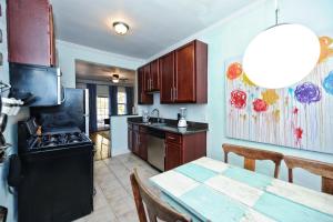 The Home Collection CLT: Kirkwood Avenue