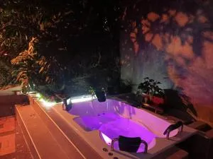 Apartamento campestre LOFT con jacuzzi en San Lucas, El Poblado - Las Palmas