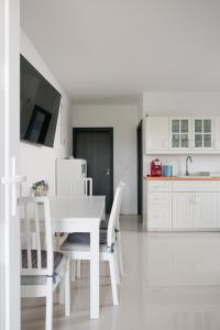 Apartments Zanic with private swimming pool and sea view 