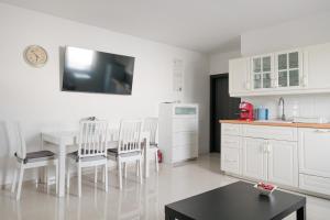 Apartments Zanic with private swimming pool and sea view