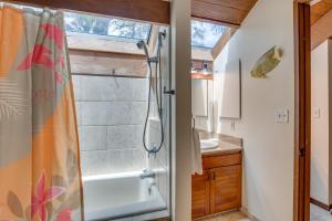 Kahana Outrigger 2B1