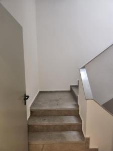 Appartement Familial Premium avec Climatisation Grande Terrasse vue Piscine