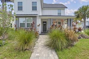 The White House Island,Beach,Hot Tub,Downtown