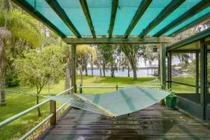 Waterfront Georgetown Retreat on Lake George! - Crescent City