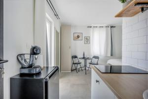 Studio apartments Yucca, 2-min to the beach and 5 to Trogir