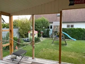 Familien Ferienhaus in Memmingen 3 Zimmer mit 2 Bädern - Trunkelsberg