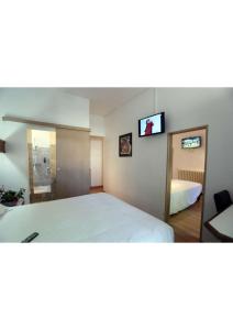 Hotels Hotel Belleville : Chambre Double Familiale