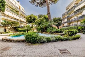 Luxury apartment front of Cavalieri Hilton Hotel