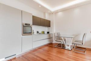 Luxury apartment front of Cavalieri Hilton Hotel