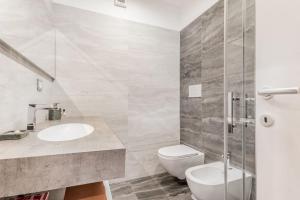 Luxury apartment front of Cavalieri Hilton Hotel