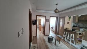 Cozy Home Next to Green Mosque