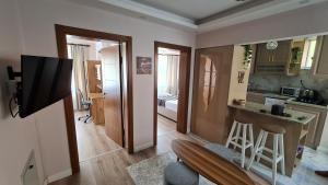 Cozy Home Next to Green Mosque