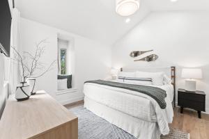 Canyons Creekside 3b3ba Townhouse 1 Block to Ski Lift