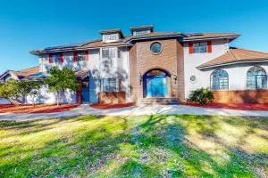 Brentwood Estate - Oakley