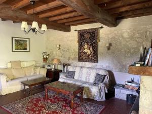 Maisons de vacances Holiday home in Montaigu-de-Quercy with garden : photos des chambres