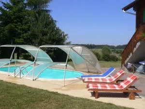 Chalet cosy avec piscine privée au Val-d'Ajol, 3 chambres - FR-1-589-597 - Le Val-dʼAjol