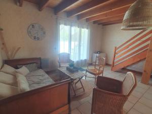 Maisons de vacances Maison Soulac-sur-Mer, 4 pieces, 6 personnes - FR-1-648-155 : photos des chambres