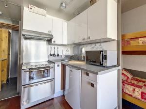 Studio lumineux aux Menuires - Ski aux pieds, balcon sud - FR-1-344-1180